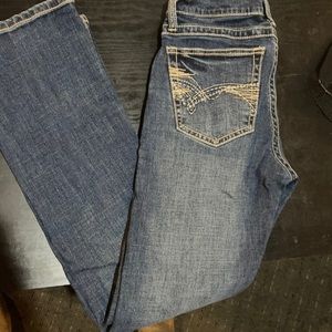 Men’s wrangler dark wash jeans